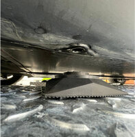 
Gumová kostka 135×135×42mm pro Tesla 3 a Y 13510030-RU
