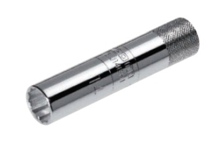 
HLAVICE NA SVÍČKY KRÁTKÁ 14 MM B.J14BH1
