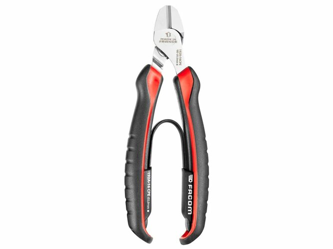 
BOČNÍ ŠTÍPACÍ KLEŠTĚ S B-M RUK. 160 MM 192A.16CPE
